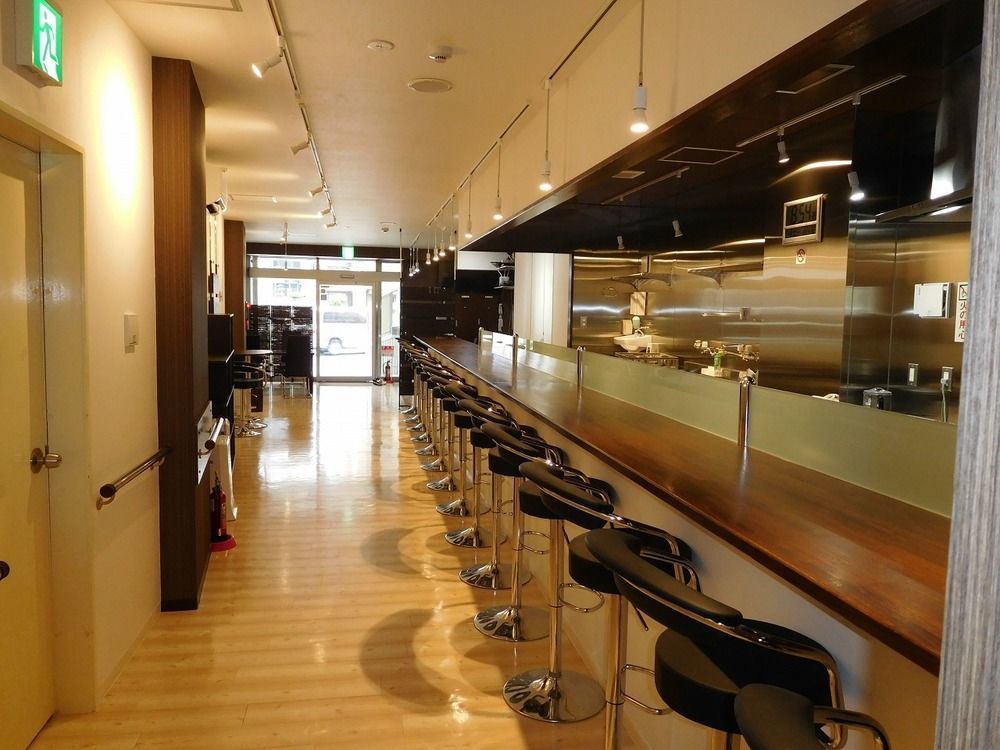 Maxi Alpa Hostel Naha Kültér fotó